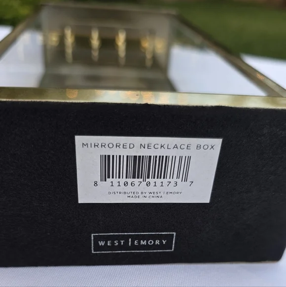 Brass / Gold Mirrored Jewelry Necklace Display BOX - Picture 3 of 9